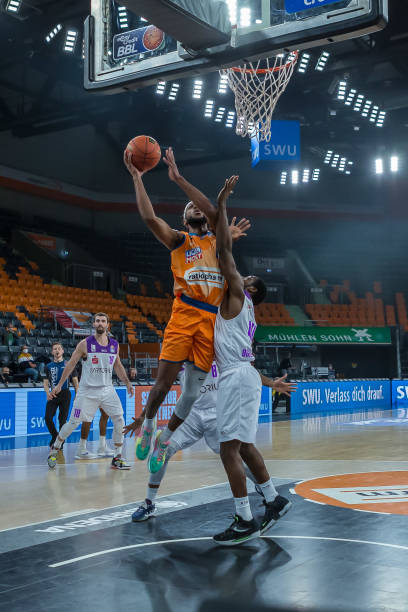 还再次凸显 还再次凸显